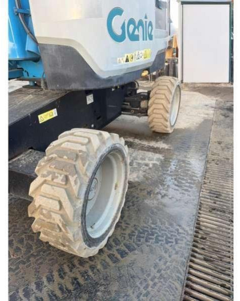 Genie Z60/37 FE HYBRID - Nacelle à mât vertical: photos 5 Genie Z60/37 FE HYBRID - Nacelle à mât vertical: photos 5