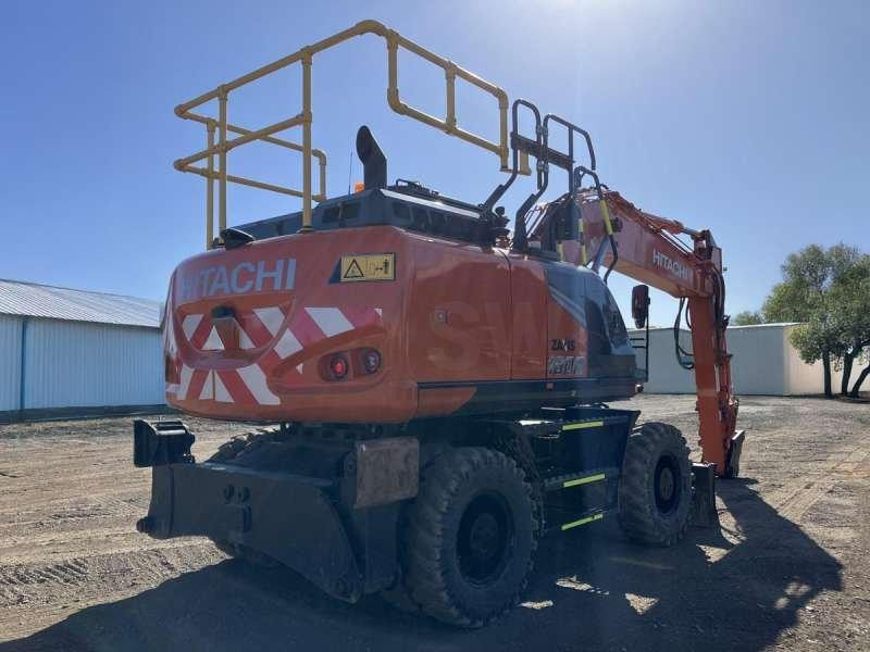 Hitachi ZX180W-7 - Pelle sur pneus: photos 4 Hitachi ZX180W-7 - Pelle sur pneus: photos 4