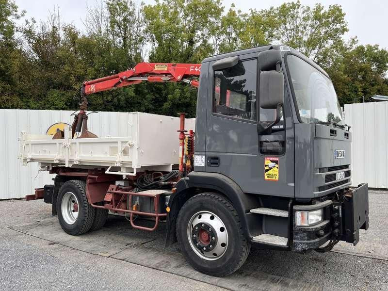 Iveco Camion Benne GRUE TECTOR 130E18 - Camion benne: photos 1 Iveco Camion Benne GRUE TECTOR 130E18 - Camion benne: photos 1