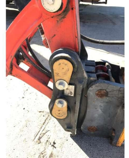 Mini pelle Kubota KX080-4: photos 6