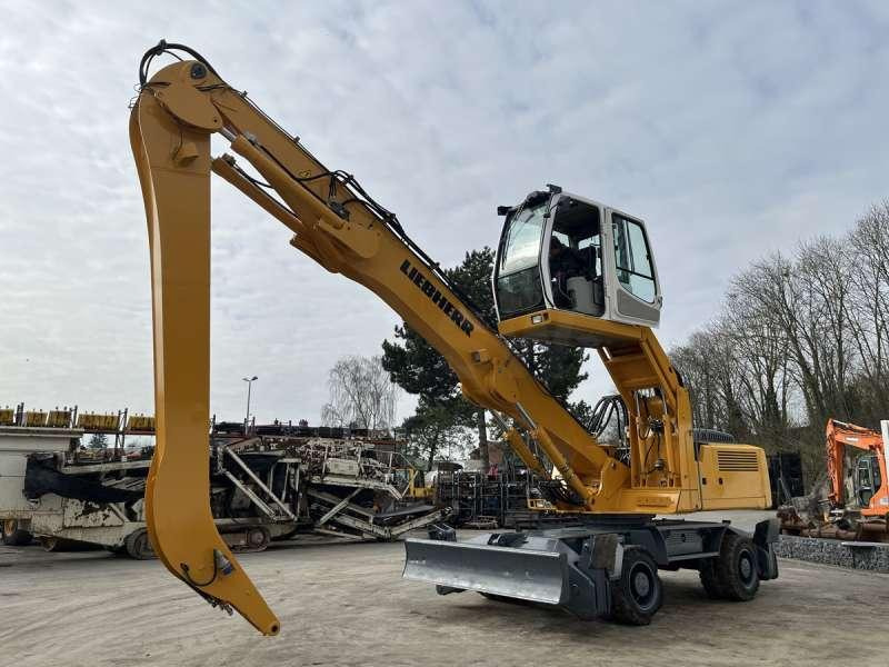 Liebherr A924C LITRONIC - Pelle de manutention: photos 2 Liebherr A924C LITRONIC - Pelle de manutention: photos 2
