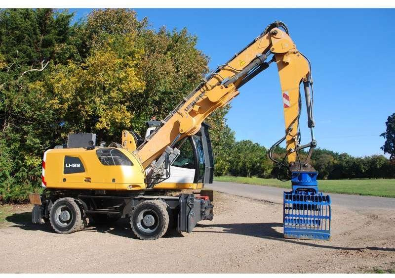 Liebherr LH22M LITRONIC - Pelle de manutention: photos 3 Liebherr LH22M LITRONIC - Pelle de manutention: photos 3