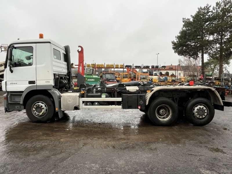 Mercedes ACTROS 2544 - Camion ampliroll: photos 4 Mercedes ACTROS 2544 - Camion ampliroll: photos 4