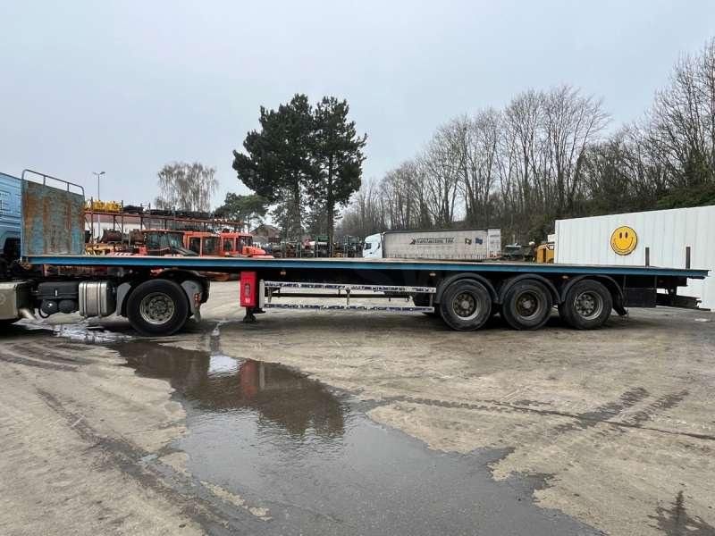 Trax 3 ESSIEUX - Semi-remorque plateau: photos 4 Trax 3 ESSIEUX - Semi-remorque plateau: photos 4