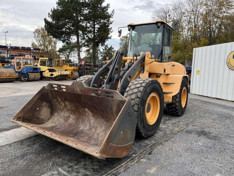 Volvo L45B-TP - Chargeuse sur pneus: photos 2 Volvo L45B-TP - Chargeuse sur pneus: photos 2