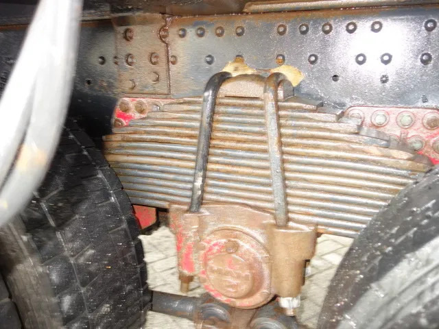 MAN FE 410 8x4 kipper,manual feulpomp,steel kipper - Camion benne: photos 4 MAN FE 410 8x4 kipper,manual feulpomp,steel kipper - Camion benne: photos 4