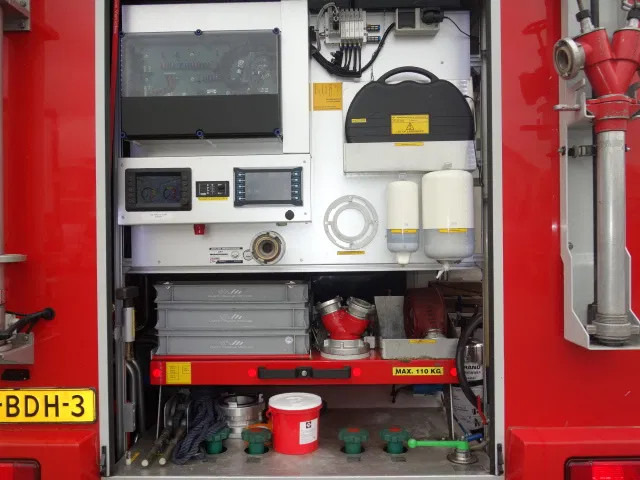 Camion de pompier MAN TGM 15.250 FIRE TRUCK,2000 LITER TANK, FOAM TANK, AIRCO,WITH EQUIPMENT: photos 13