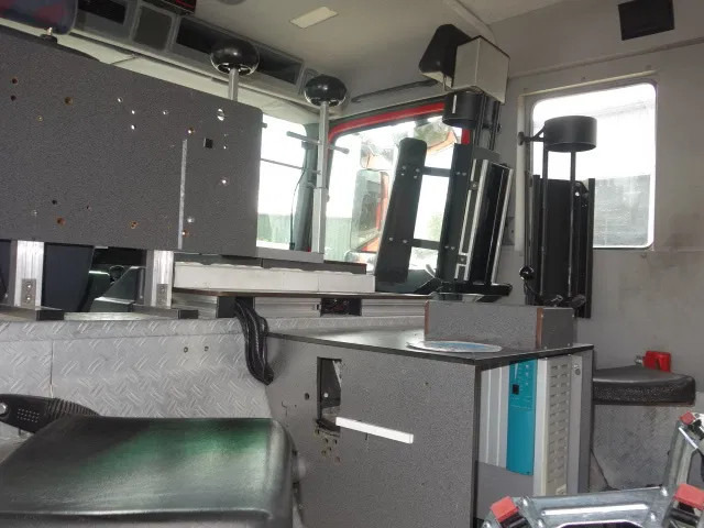 Camion de pompier Mercedes-Benz Actros 1831 4X4 ZIEGLER BOMBEROS POMP,2500 L TANK: photos 16