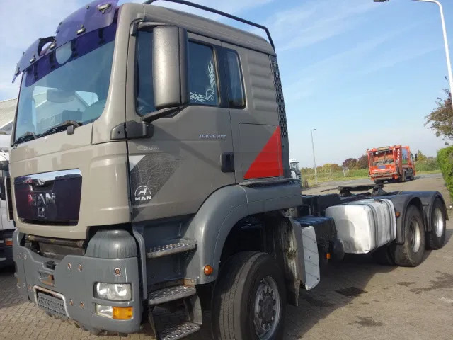 MAN 26 26-480 6x6 steelsprings manualgear - Tracteur routier: photos 2 MAN 26 26-480 6x6 steelsprings manualgear - Tracteur routier: photos 2