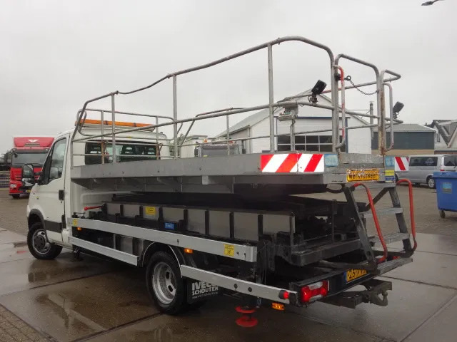 Iveco Daily 40C15 SKY WORKER PLATFORM - Véhicule utilitaire: photos 4 Iveco Daily 40C15 SKY WORKER PLATFORM - Véhicule utilitaire: photos 4