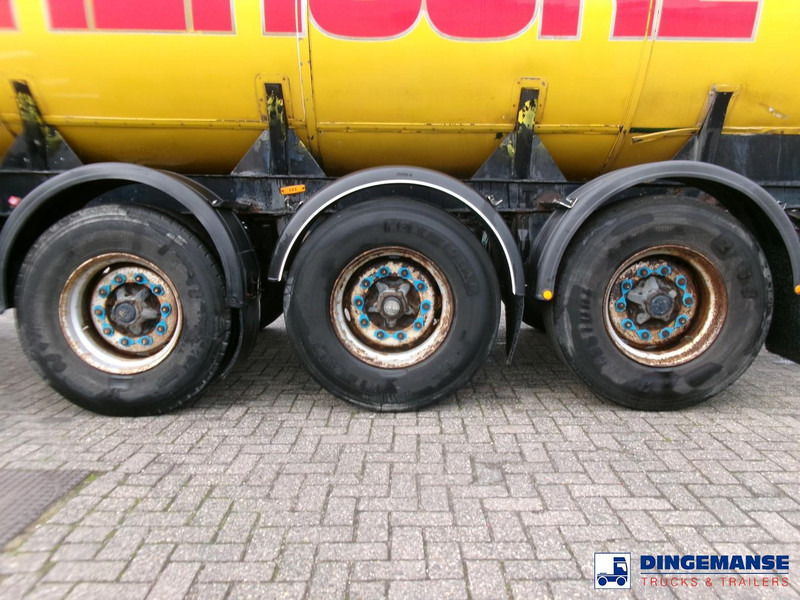 Clayton Food (beer) tank inox 30 m3 / 1 comp - Semi-remorque citerne: photos 5 Clayton Food (beer) tank inox 30 m3 / 1 comp - Semi-remorque citerne: photos 5