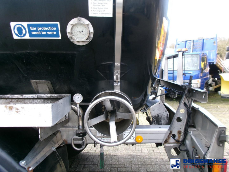 Crossland Bitumen tank inox 33 m3 / 1 comp + compressor + steam heating — crédit-bail Crossland Bitumen tank inox 33 m3 / 1 comp + compressor + steam heating: photos 11
