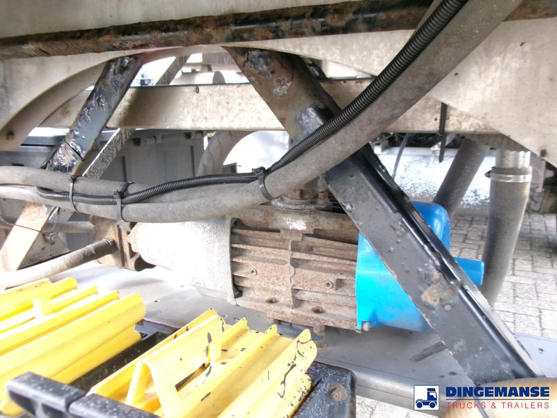 Crossland Bitumen tank inox 33 m3 / 1 comp + compressor + steam heating — crédit-bail Crossland Bitumen tank inox 33 m3 / 1 comp + compressor + steam heating: photos 17