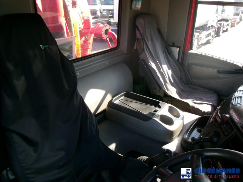 Camion vidangeur DAF CF 75.310 6x4 RHD Whale vacuum tank 11.8 m3 / 2 comp: photos 16