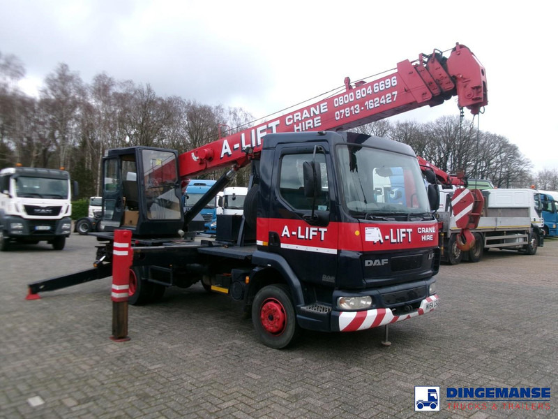 DAF LF 45.150 RHD Tadano TS-75 M crane 8 t - Camion grue: photos 2 DAF LF 45.150 RHD Tadano TS-75 M crane 8 t - Camion grue: photos 2