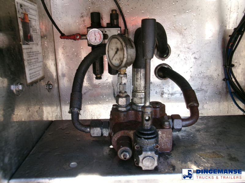 Semi-remorque citerne LAG Fuel tank alu 44.5 m3 / 6 comp + pump: photos 15