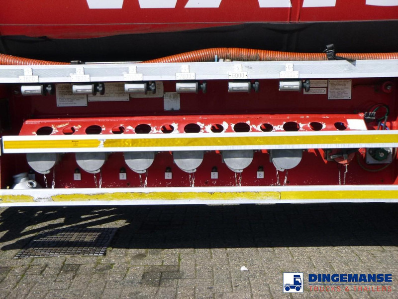 Lakeland Fuel tank alu 42.8 m3 / 6 comp - Semi-remorque citerne: photos 5 Lakeland Fuel tank alu 42.8 m3 / 6 comp - Semi-remorque citerne: photos 5