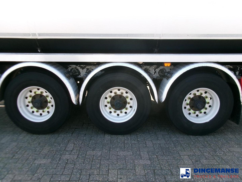 Lakeland Fuel tank alu 43 m3 / 6 comp - Semi-remorque citerne: photos 5 Lakeland Fuel tank alu 43 m3 / 6 comp - Semi-remorque citerne: photos 5