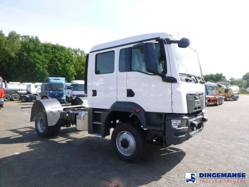 MAN TGM 13.320 4X4 BL chassis / new/unused - Châssis cabine: photos 2 MAN TGM 13.320 4X4 BL chassis / new/unused - Châssis cabine: photos 2