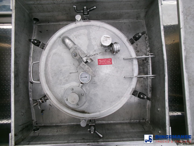 Semi-remorque citerne Magyar Chemical tank inox 32.5m3 / 1 comp: photos 20 Semi-remorque citerne Magyar Chemical tank inox 32.5m3 / 1 comp: photos 20