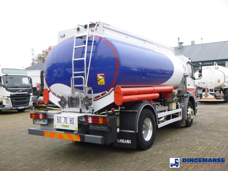 Mercedes-Benz Axor 1824 4x2 fuel tank 14.2 m3 / 4 comp - Camion citerne: photos 3 Mercedes-Benz Axor 1824 4x2 fuel tank 14.2 m3 / 4 comp - Camion citerne: photos 3