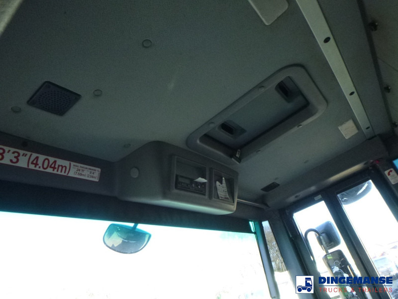 Mercedes-Benz Econic 1824 4x2 Whale vacuum tank 8.1 m3 — crédit-bail Mercedes-Benz Econic 1824 4x2 Whale vacuum tank 8.1 m3: photos 18