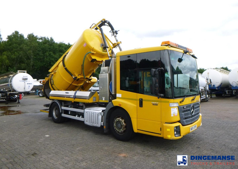 Mercedes-Benz Econic 1830 4x2 Euro 6 RHD Fuller vacuum tank 8.1 m3 - Camion vidangeur: photos 2 Mercedes-Benz Econic 1830 4x2 Euro 6 RHD Fuller vacuum tank 8.1 m3 - Camion vidangeur: photos 2