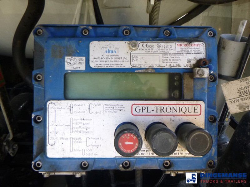 Renault Midlum 280 dxi 4x2 gas tank 18.7 m3 — crédit-bail Renault Midlum 280 dxi 4x2 gas tank 18.7 m3: photos 19