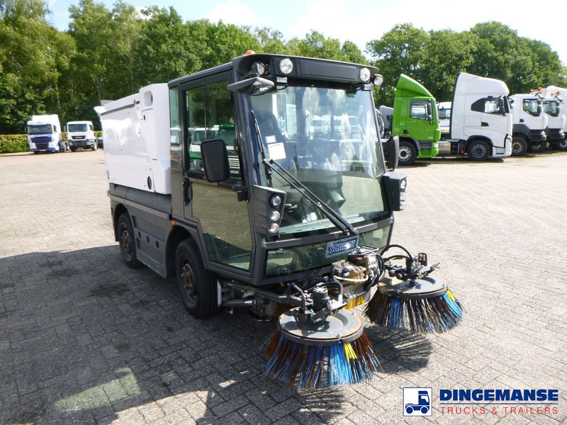 Schmidt Compact 200 street sweeper - Balayeuse de voirie: photos 2 Schmidt Compact 200 street sweeper - Balayeuse de voirie: photos 2