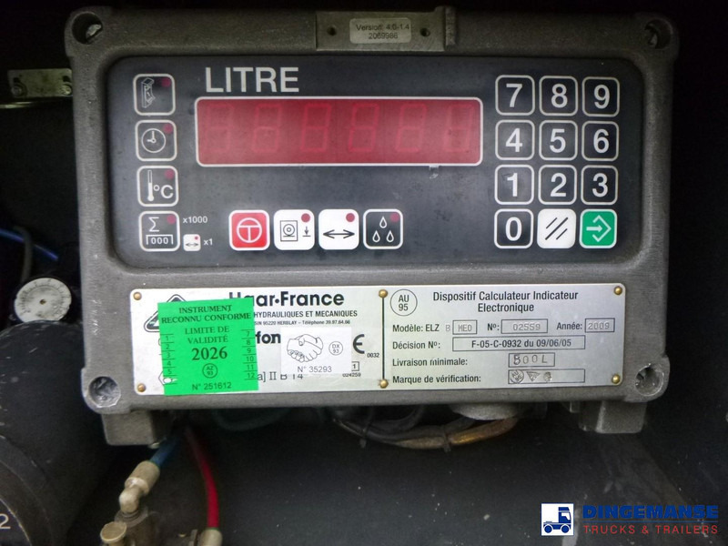 Camion citerne Volvo FE 340 6x2 fuel tank 22.1 m3 / 6 comp: photos 15 Camion citerne Volvo FE 340 6x2 fuel tank 22.1 m3 / 6 comp: photos 15