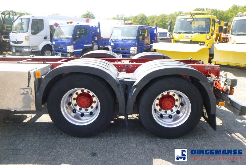 Volvo FM16 600 6x4 Euro 5 chassis + Retarder - Châssis cabine: photos 5 Volvo FM16 600 6x4 Euro 5 chassis + Retarder - Châssis cabine: photos 5