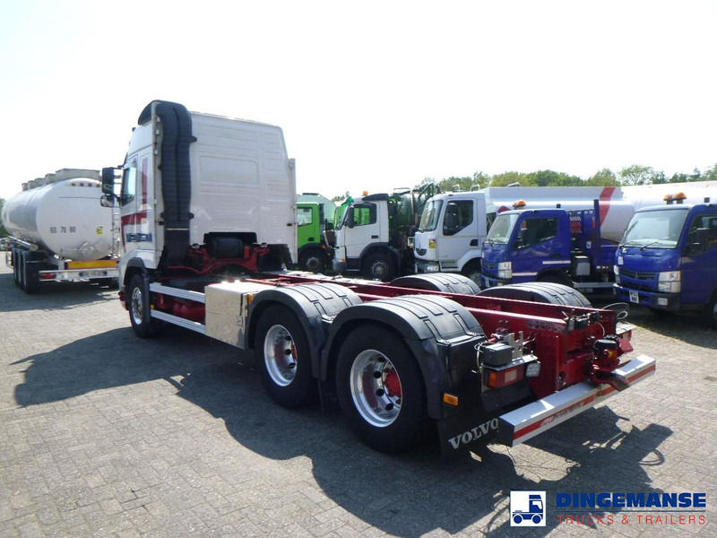 Volvo FM16 600 6x4 Euro 5 chassis + Retarder - Châssis cabine: photos 3 Volvo FM16 600 6x4 Euro 5 chassis + Retarder - Châssis cabine: photos 3