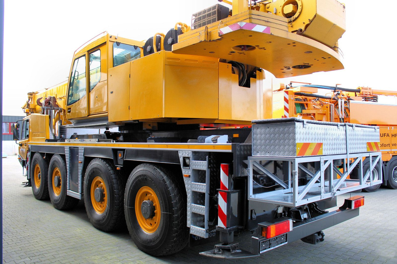Faun Tadano FAUN ATF 90 G-4 8x6 Autokran + 20 tonnen - Camion grue: photos 4 Faun Tadano FAUN ATF 90 G-4 8x6 Autokran + 20 tonnen - Camion grue: photos 4