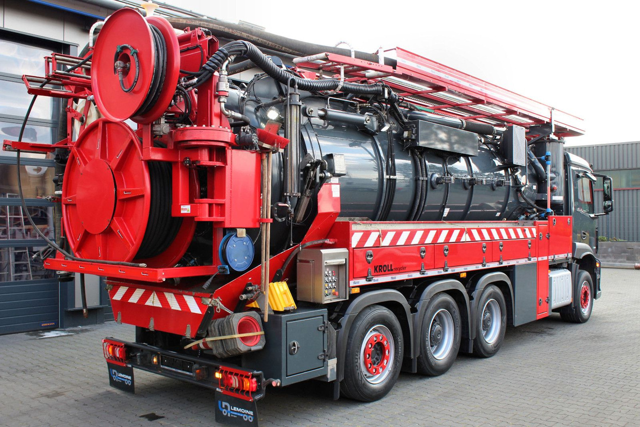 Mercedes-Benz AROCS 3246 8x4 Kroll 16m³ WRG Winterheizung -15C - Camion vidangeur: photos 4 Mercedes-Benz AROCS 3246 8x4 Kroll 16m³ WRG Winterheizung -15C - Camion vidangeur: photos 4