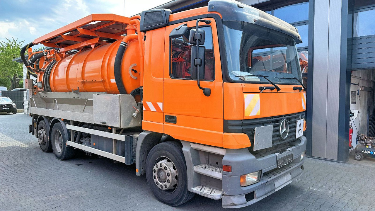 Mercedes-Benz Actros 2540 6x2 Küller/Kroll 13m³ HD-KOMBI - Camion vidangeur: photos 1 Mercedes-Benz Actros 2540 6x2 Küller/Kroll 13m³ HD-KOMBI - Camion vidangeur: photos 1