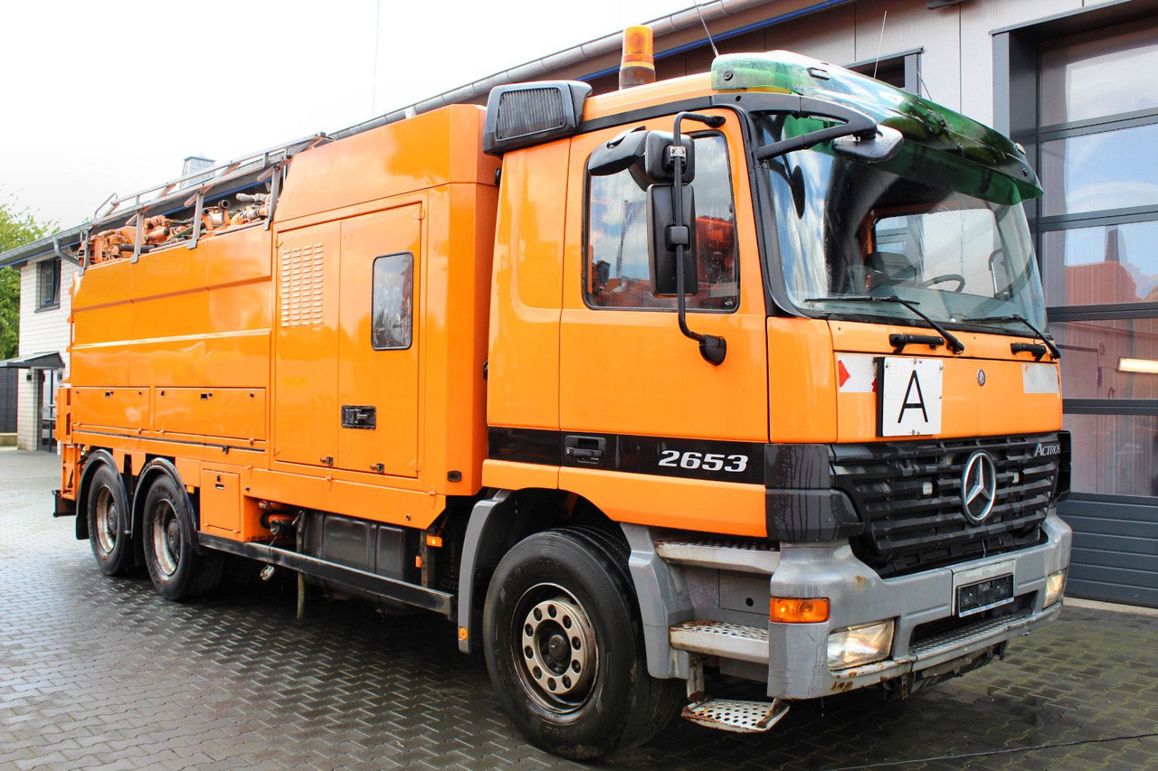 Mercedes-Benz Actros 2653 6x4 V8 Müller 16m³ Saug u.Spül-Kombi - Camion vidangeur: photos 1 Mercedes-Benz Actros 2653 6x4 V8 Müller 16m³ Saug u.Spül-Kombi - Camion vidangeur: photos 1