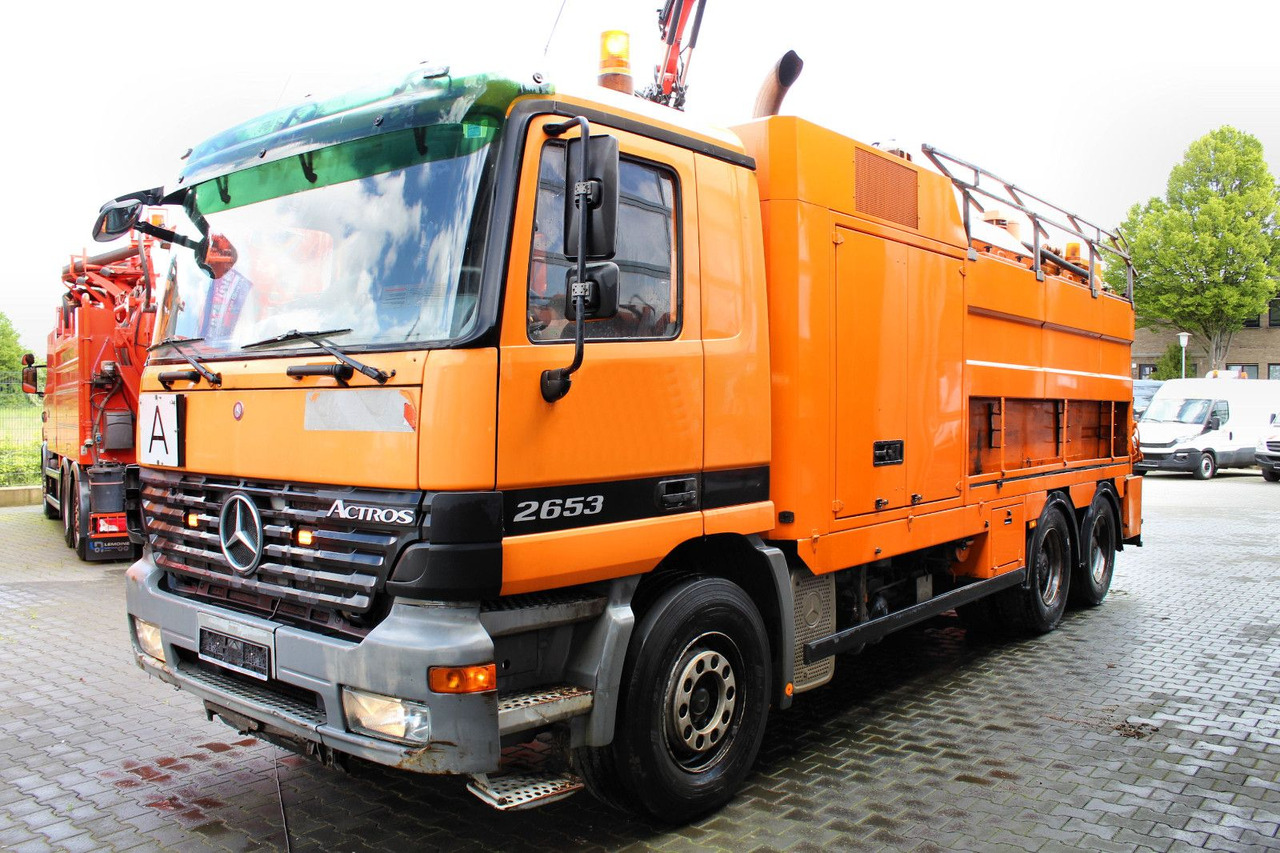 Mercedes-Benz Actros 2653 6x4 V8 Müller 16m³ Saug u.Spül-Kombi - Camion vidangeur: photos 2 Mercedes-Benz Actros 2653 6x4 V8 Müller 16m³ Saug u.Spül-Kombi - Camion vidangeur: photos 2