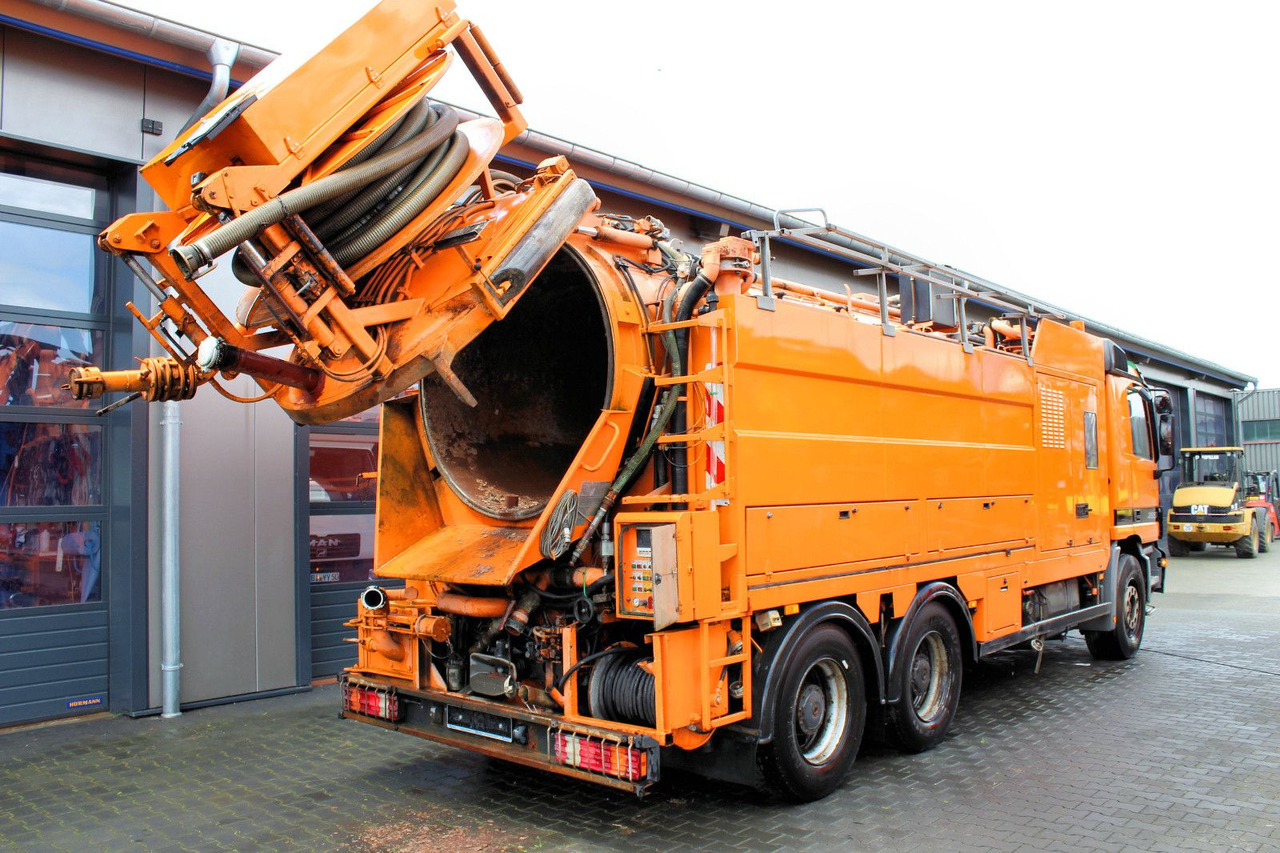 Mercedes-Benz Actros 2653 6x4 V8 Müller 16m³ Saug u.Spül-Kombi - Camion vidangeur: photos 5 Mercedes-Benz Actros 2653 6x4 V8 Müller 16m³ Saug u.Spül-Kombi - Camion vidangeur: photos 5