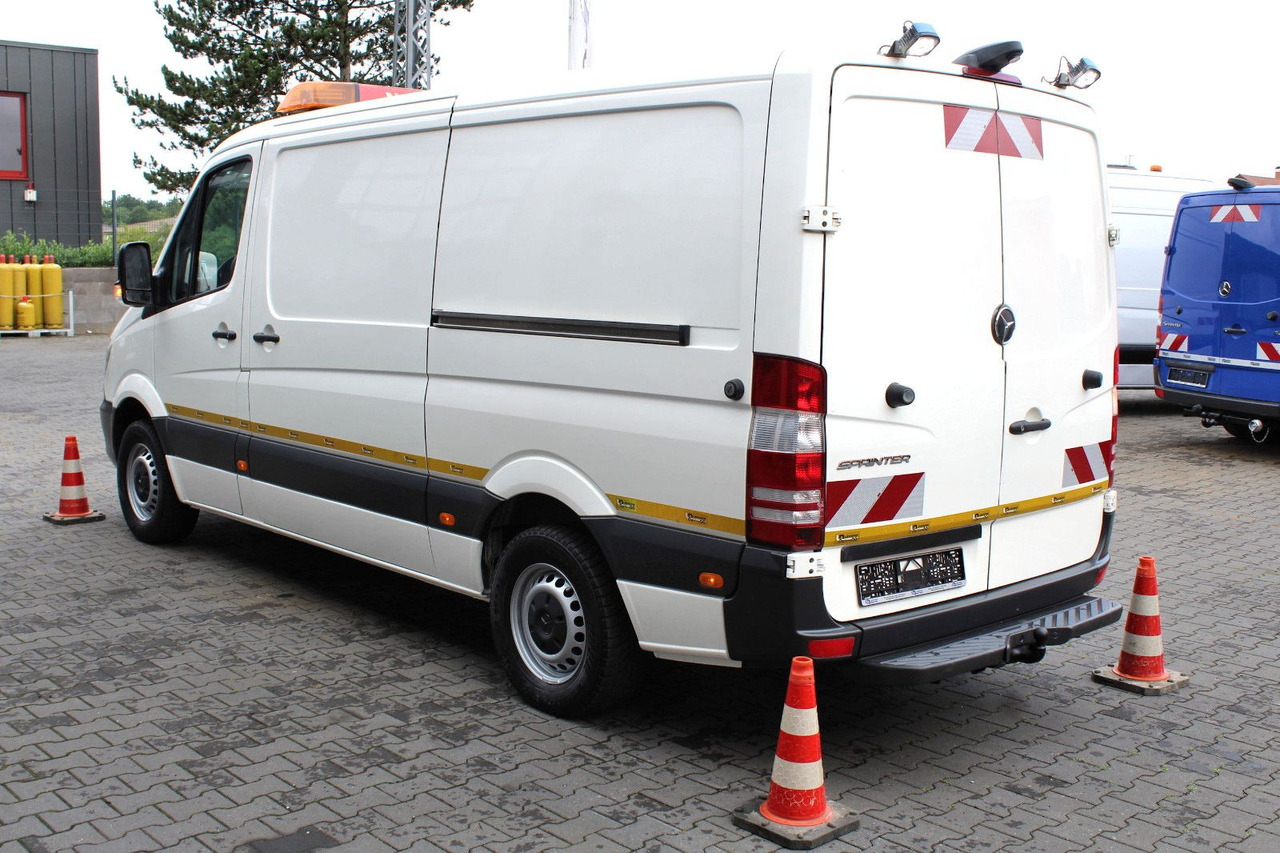 Mercedes-Benz Sprinter 316 CDI + Leistikow 1m³ HD-Spüler 3,5t - Camion vidangeur: photos 3 Mercedes-Benz Sprinter 316 CDI + Leistikow 1m³ HD-Spüler 3,5t - Camion vidangeur: photos 3