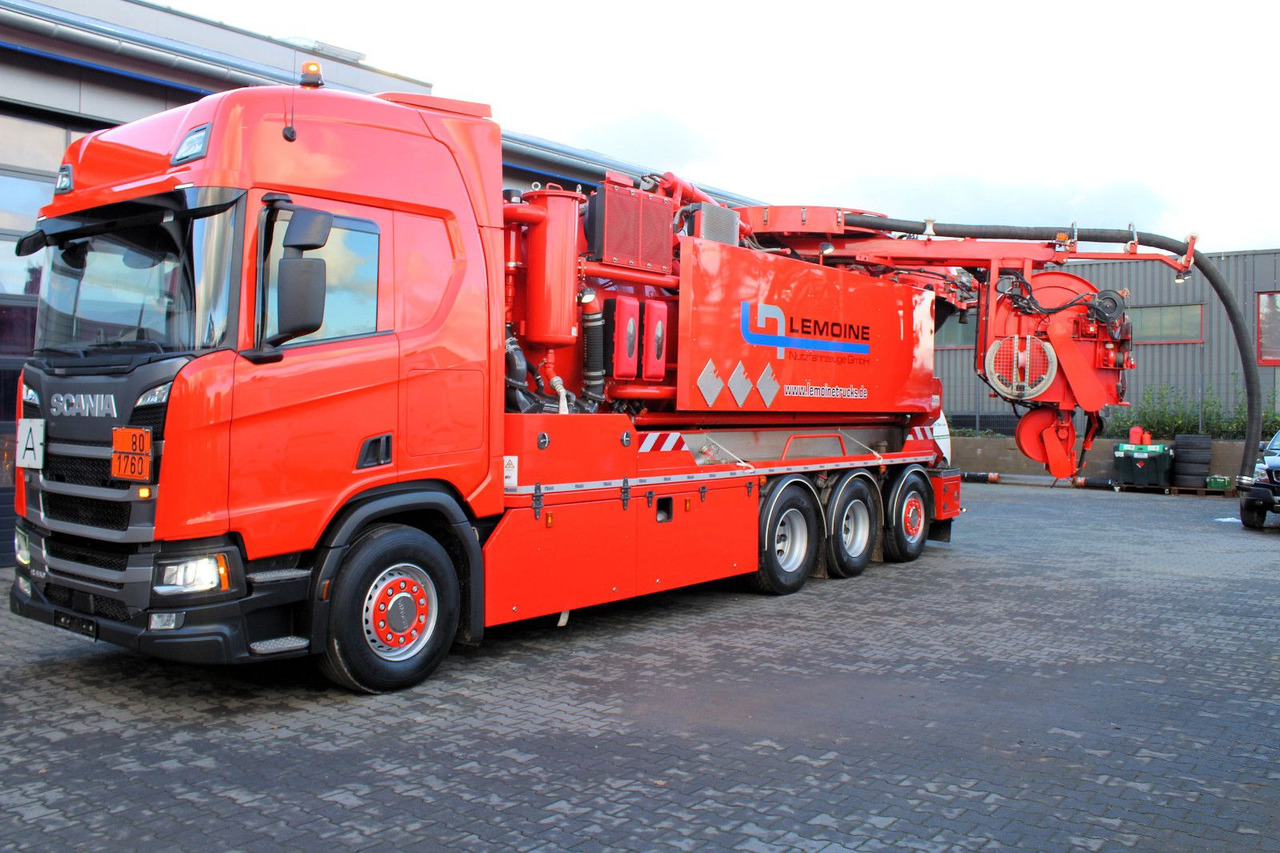 Scania R450 8x4 Kroll 19m³ W-Rückgewinner Kombi-HD +ADR - Camion vidangeur: photos 2 Scania R450 8x4 Kroll 19m³ W-Rückgewinner Kombi-HD +ADR - Camion vidangeur: photos 2