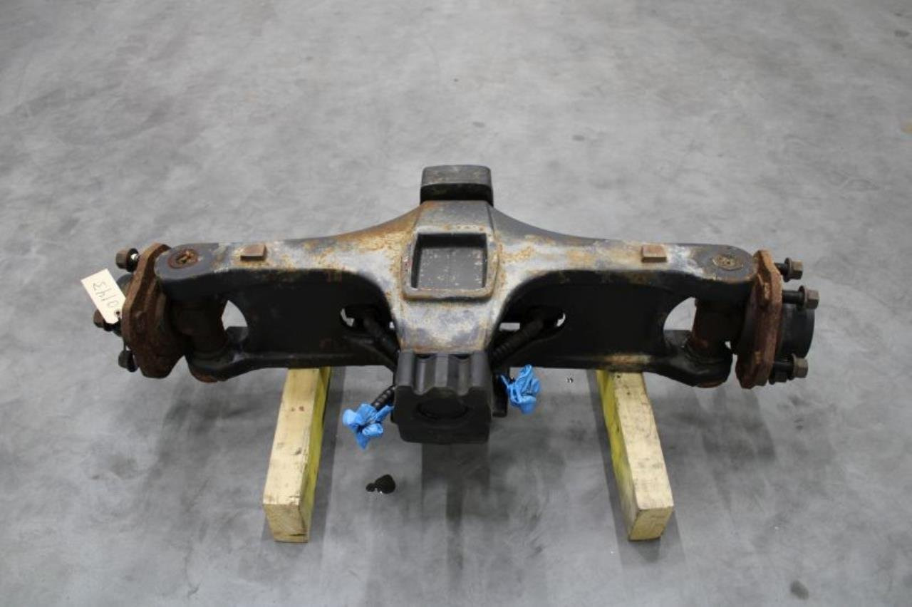 Hyster STEERING AXLE - Essieu et pièces pour Matériel de manutention: photos 1 Hyster STEERING AXLE - Essieu et pièces pour Matériel de manutention: photos 1