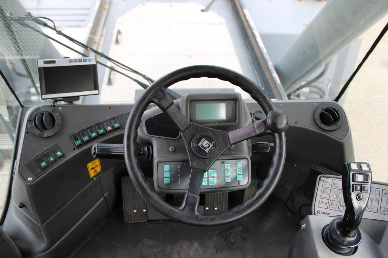 Kalmar 70C5X - Reach stacker: photos 4 Kalmar 70C5X - Reach stacker: photos 4