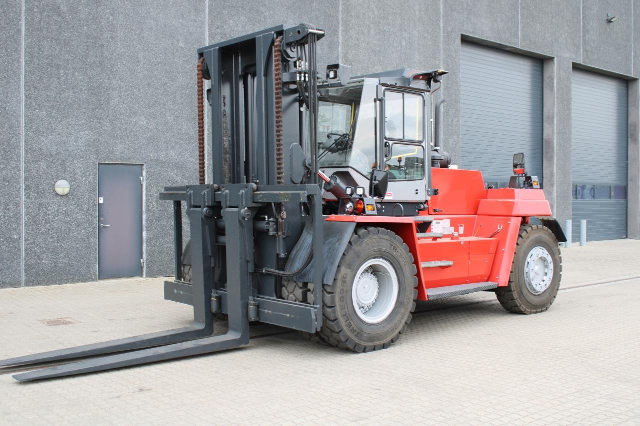 Kalmar DCD200-12LB - Chariot élévateur diesel: photos 2 Kalmar DCD200-12LB - Chariot élévateur diesel: photos 2