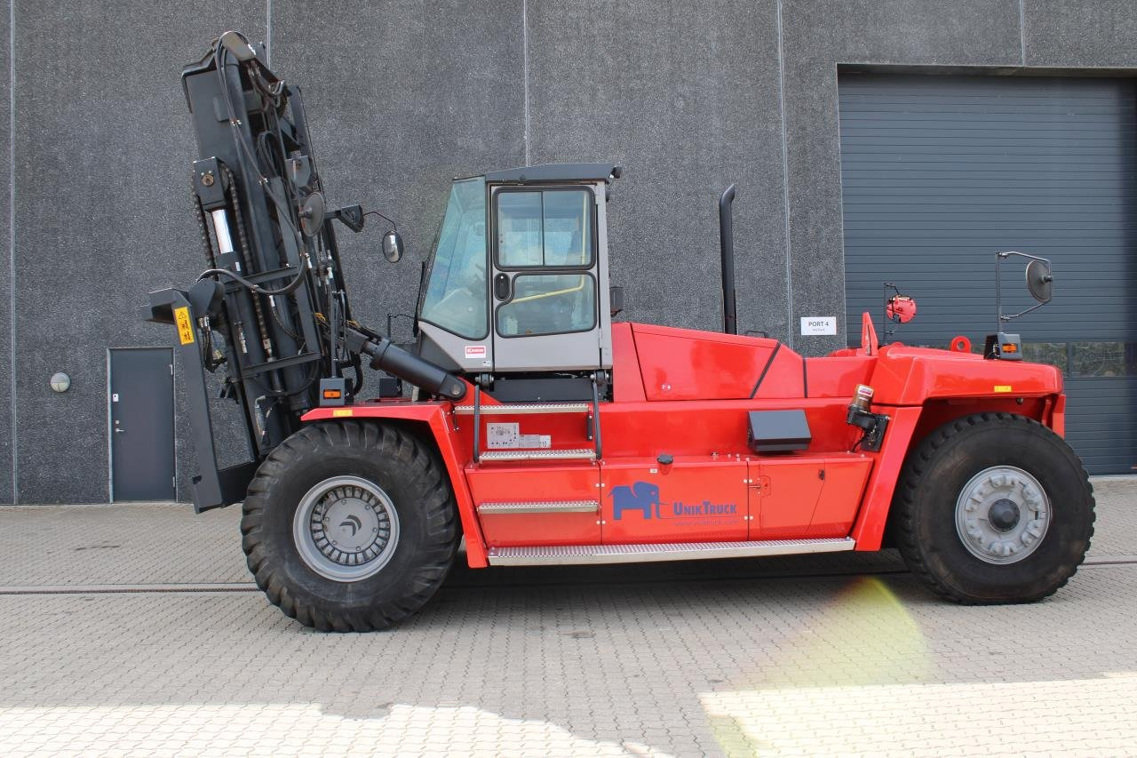 Kalmar DCF330-12LB - Chariot élévateur diesel: photos 1 Kalmar DCF330-12LB - Chariot élévateur diesel: photos 1
