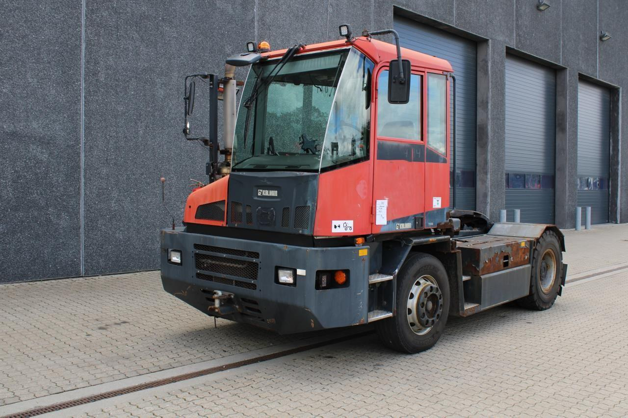 Kalmar TT618I - Tracteur portuaire: photos 2 Kalmar TT618I - Tracteur portuaire: photos 2