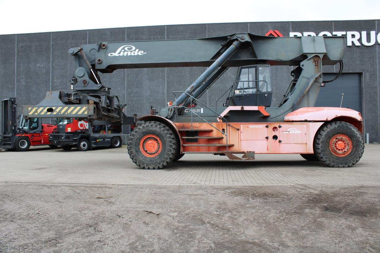 Linde C4531TL - Reach stacker: photos 1 Linde C4531TL - Reach stacker: photos 1