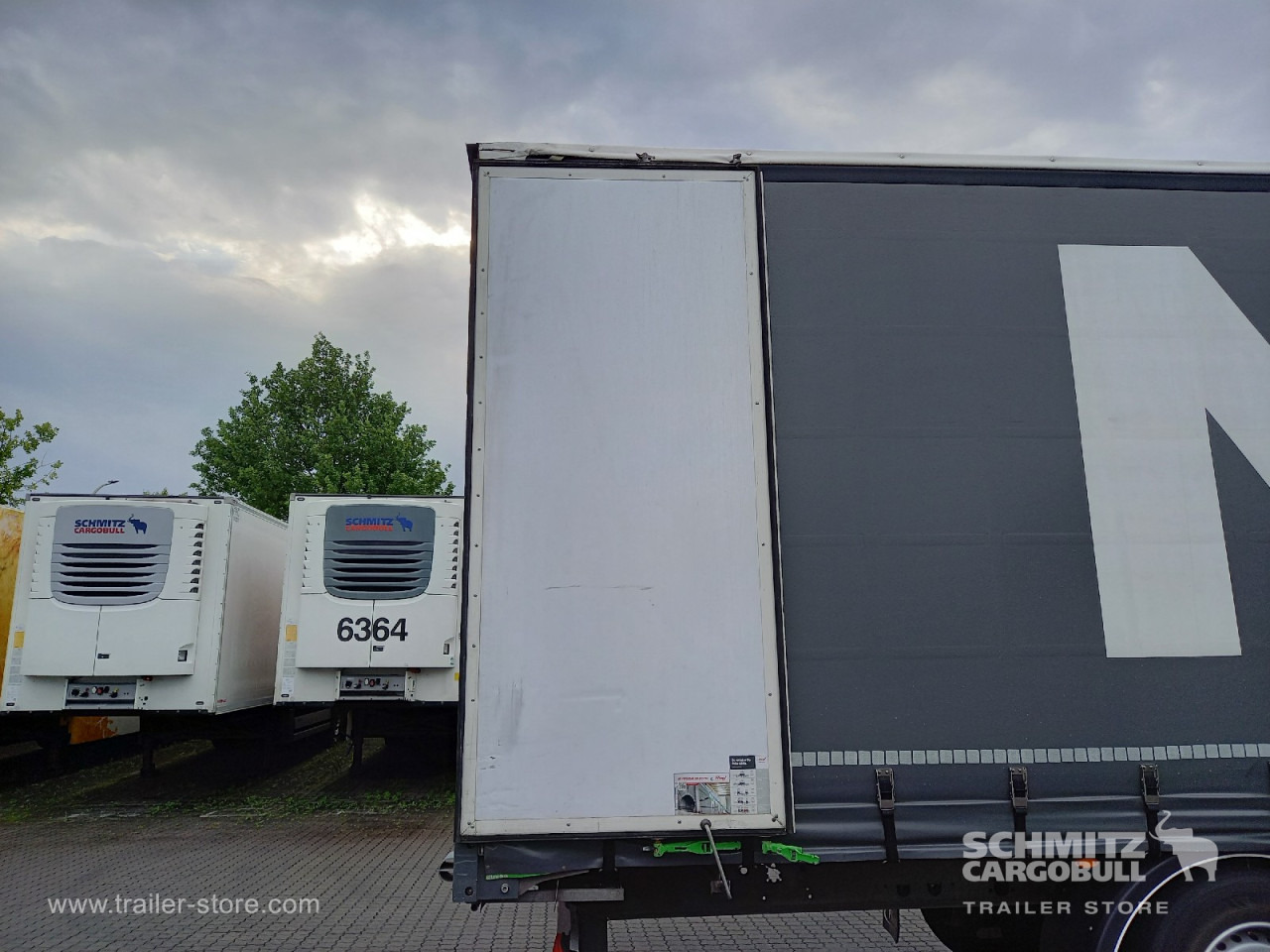 FLIEGL Auflieger Curtainsider Coil - Semi-remorque rideaux coulissants: photos 2 FLIEGL Auflieger Curtainsider Coil - Semi-remorque rideaux coulissants: photos 2