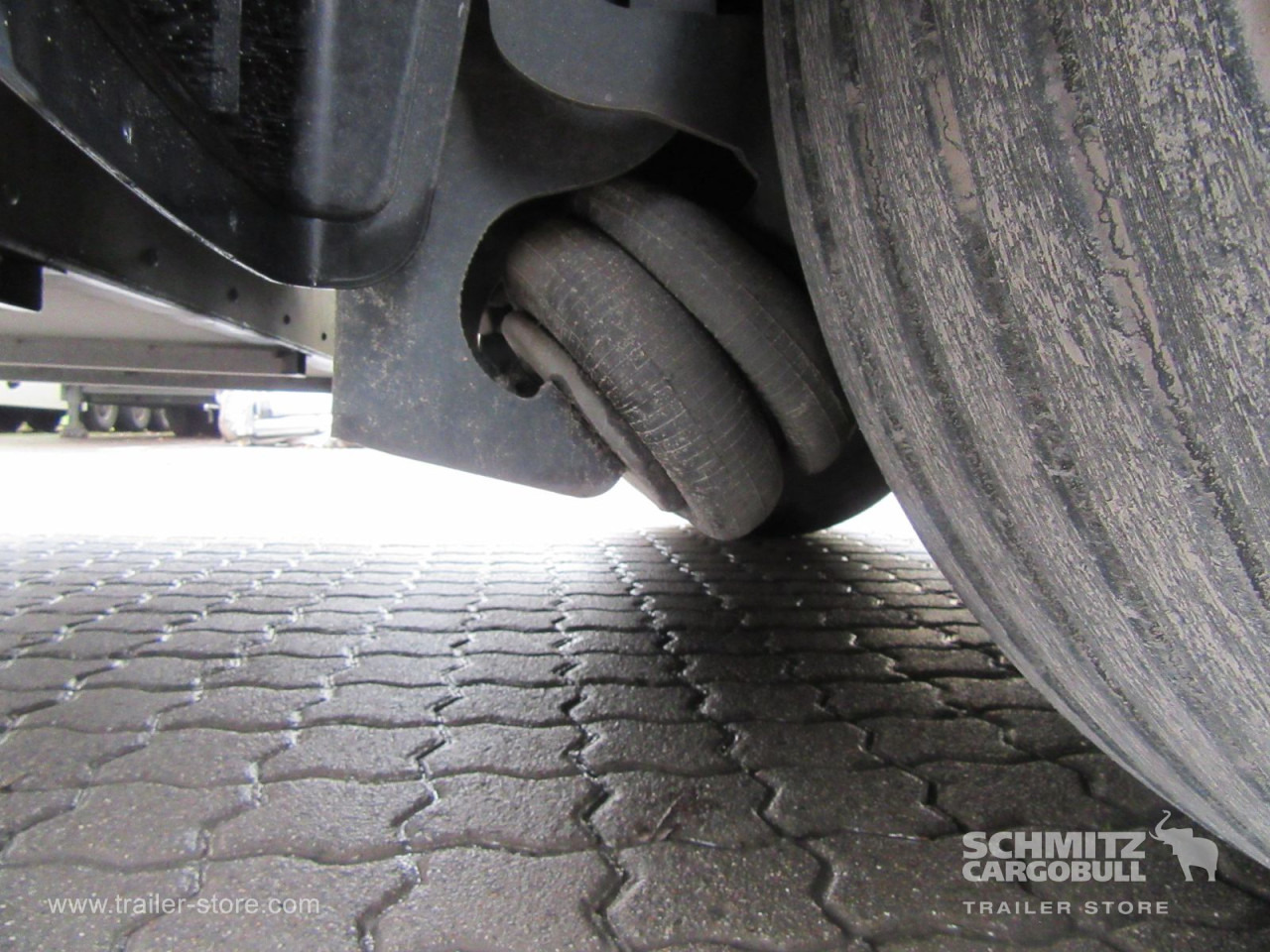 SCHMITZ Auflieger Curtainsider Mega - Semi-remorque rideaux coulissants: photos 3 SCHMITZ Auflieger Curtainsider Mega - Semi-remorque rideaux coulissants: photos 3