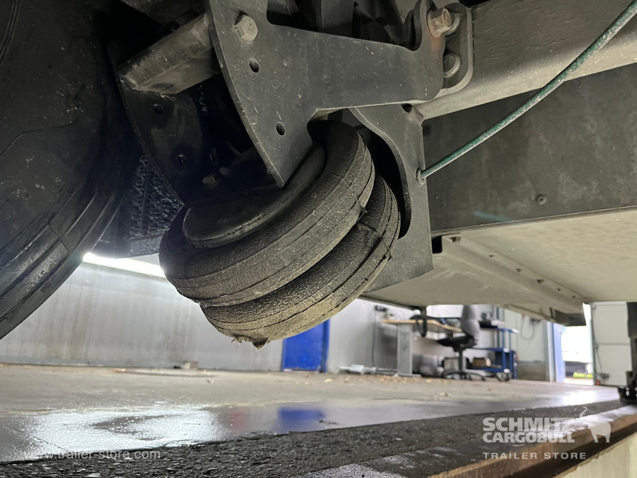 SCHMITZ Auflieger Curtainsider Mega - Semi-remorque rideaux coulissants: photos 3 SCHMITZ Auflieger Curtainsider Mega - Semi-remorque rideaux coulissants: photos 3