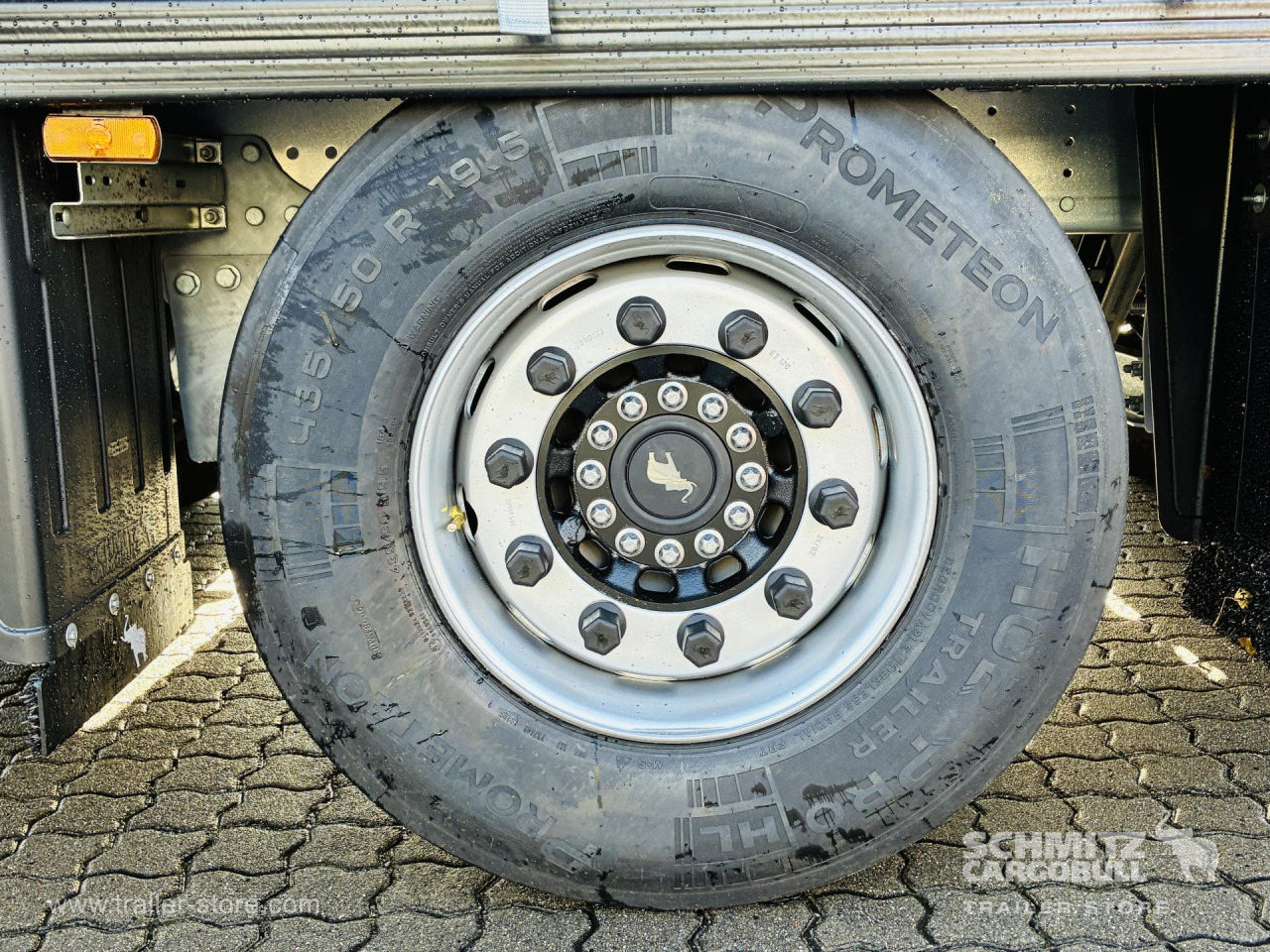 SCHMITZ Auflieger Curtainsider Mega - Semi-remorque rideaux coulissants: photos 3 SCHMITZ Auflieger Curtainsider Mega - Semi-remorque rideaux coulissants: photos 3